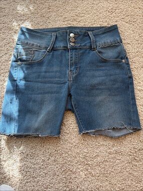 High-Rise Medium Blue Denim Jean Shorts with Triple-Button Waist